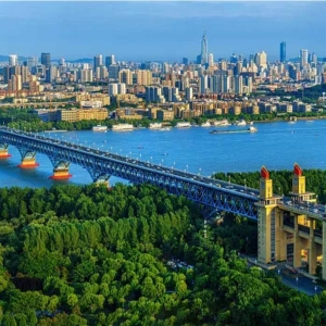 中国墙艺博物馆执行馆长刘辉一行赴南京柏泉装饰公司交流学习 ...