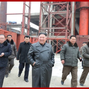 镇江市装饰装修协会领导一行视察我司句容生产基地